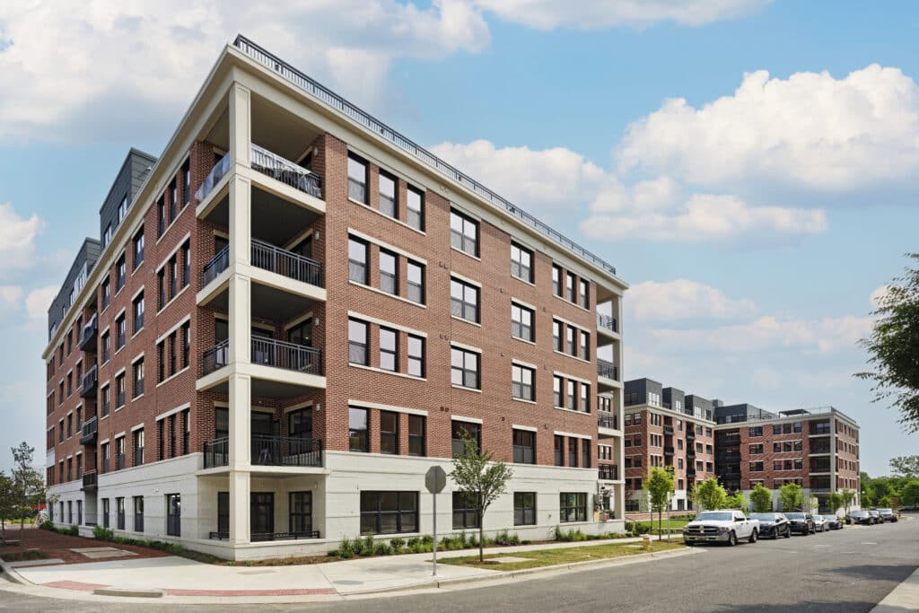 Potomac Yard Landbay H I (the Dylan) 